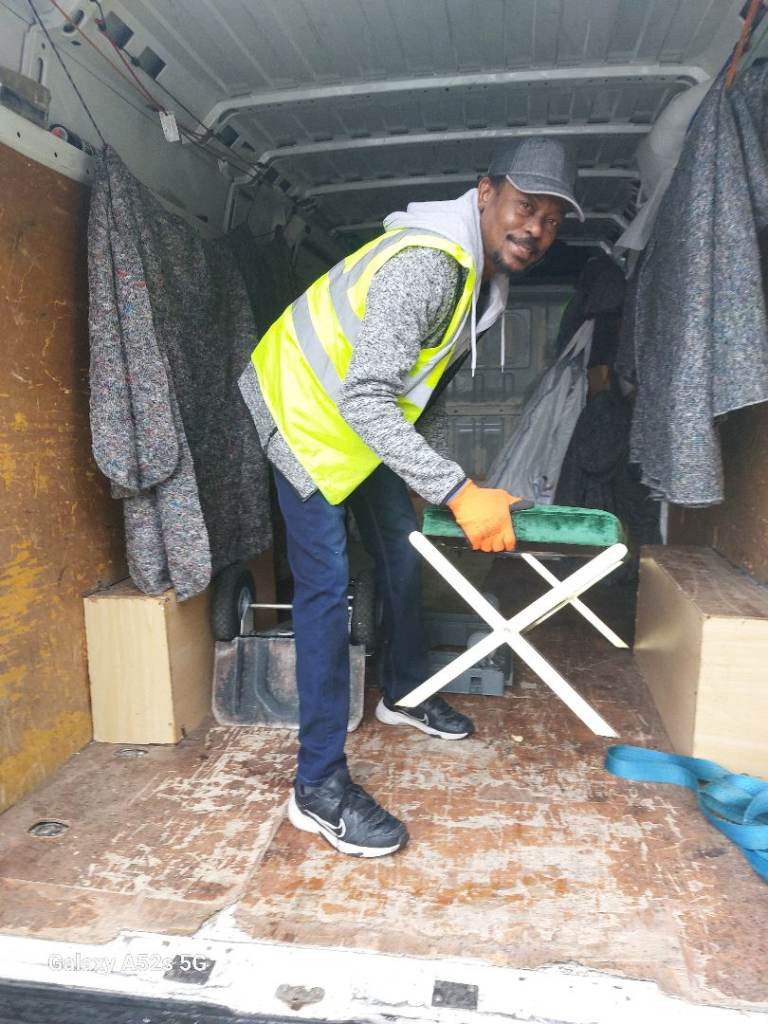 MAN AND VAN SERVICE WEMBLEY  🚐🚚    from £35 BEST PRICE IN LONDON. 🏘✔👌👍.