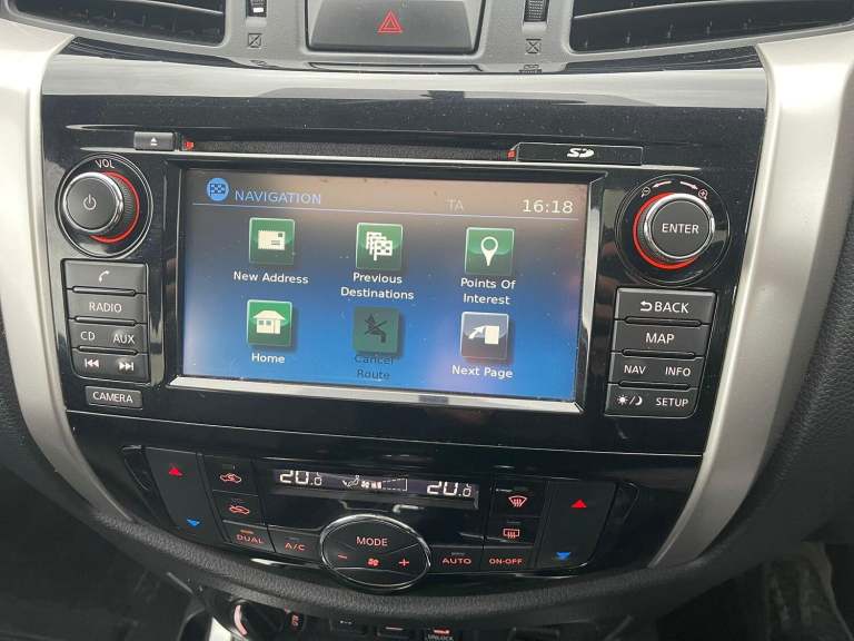 NISSAN NAVARA 2.3 dCi Off-Roader AT32 2019