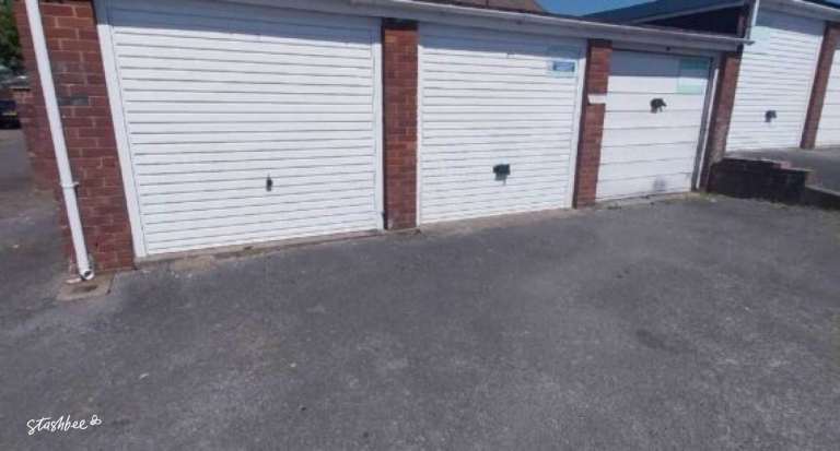 Garage to rent in Bristol (BS15) | Stashbee