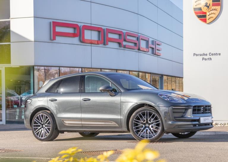 2023 Porsche Macan 2.0T T SUV 5dr Petrol PDK 4WD Euro 6 (s/s) (265 ps) Petrol