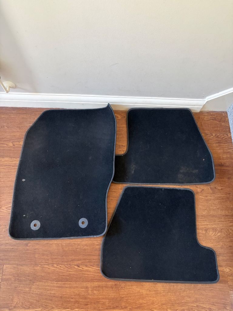 Ford focus car mats 