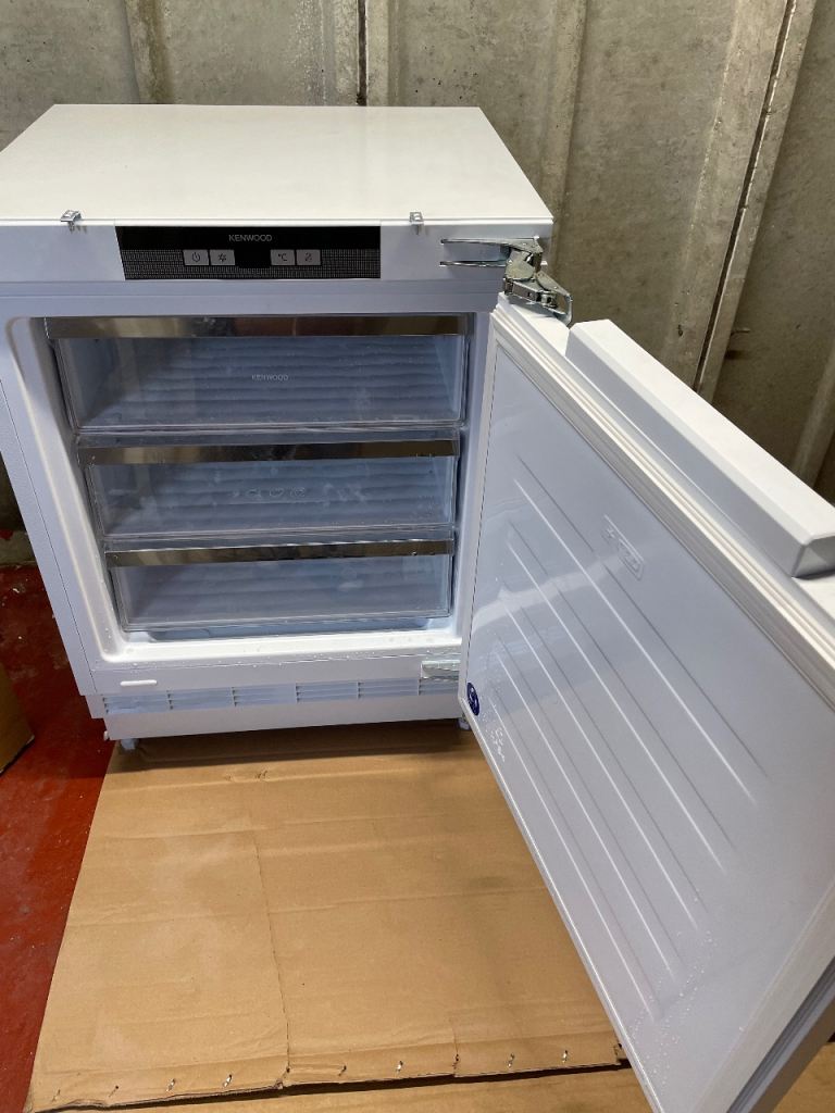 Kenwood KIF60W23 integrated freezer