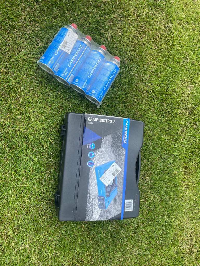 portable gas stove with 4no gas cartridge
