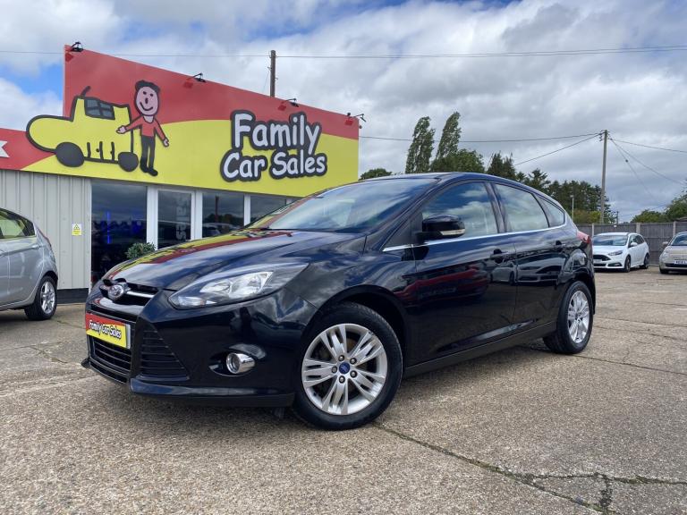 2014 BLACK FORD FOCUS 1.6 TDCi TITANIUM NAV 83K MILES CAMBELT DONE NEW SERVICE