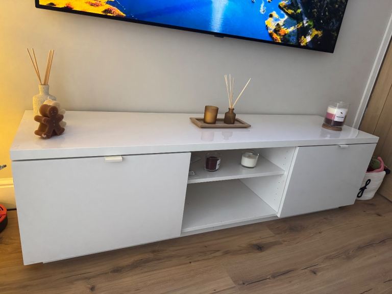 White Tv Unit 