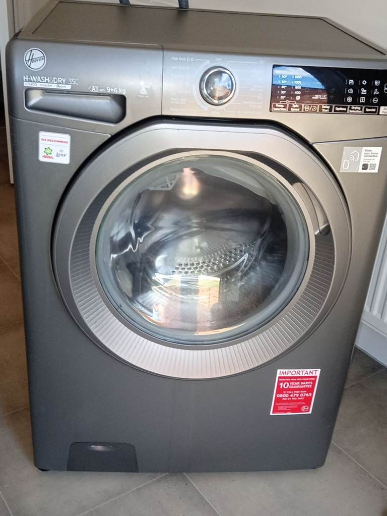 Washer dryer. Hoover. 1 year old. 