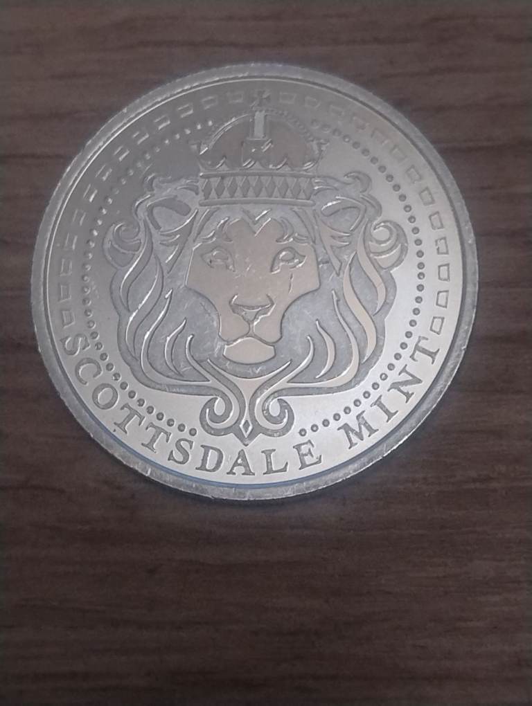 Scottsdale mint 1oz 999 silver round