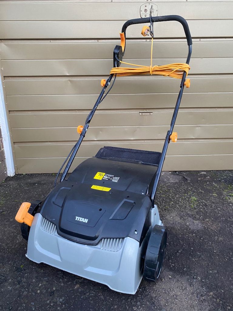 TITAN GRASS SCARIFIER