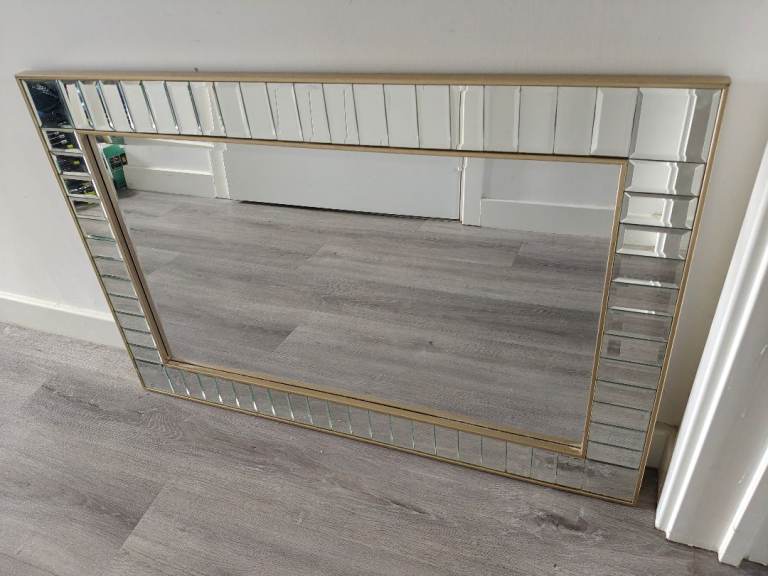Large Gold & Mirrored Framed Wall Mirror – Good Condition