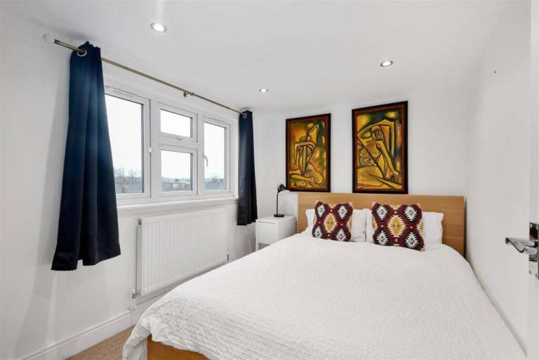 💕Private Rooms in Stepney Green🛌 Available for rent 📍