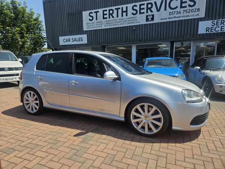 VOLKSWAGEN GOLF R32 5 DOOR SILVER 1 PREVIOUS OWNER FULL VW HISTORY 2009