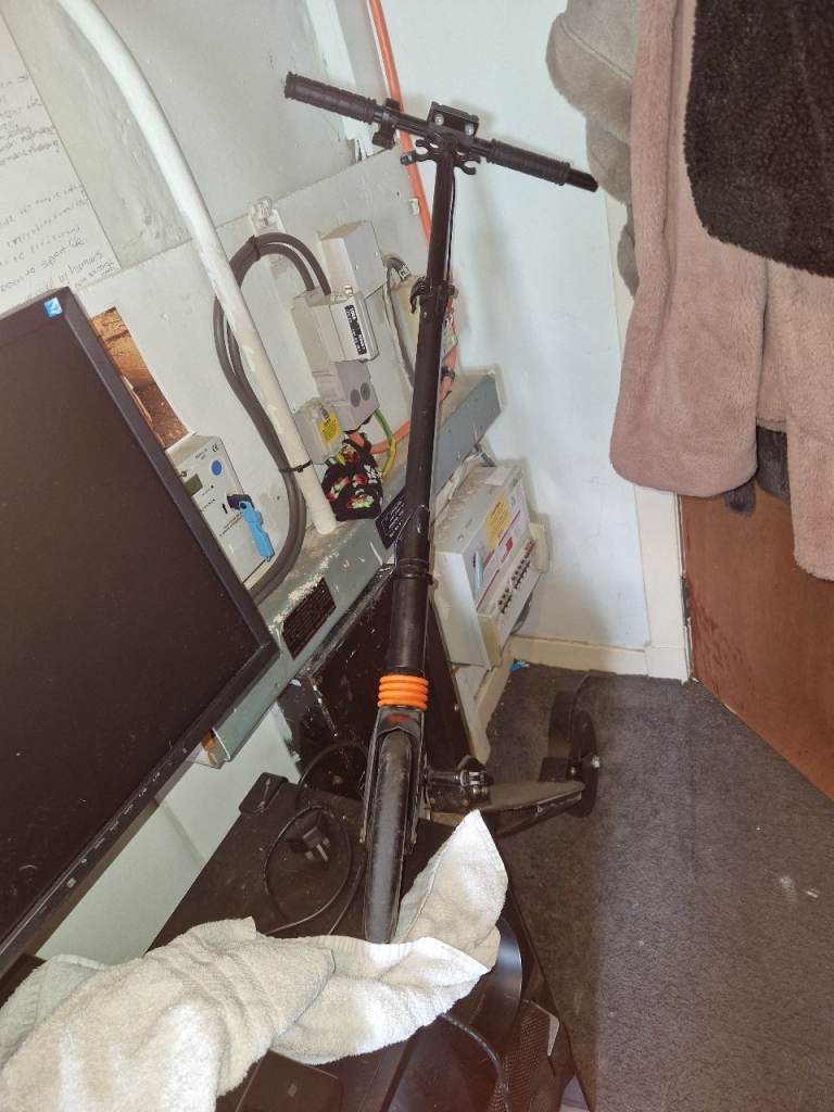 Black Electric Scooter – Good Condition