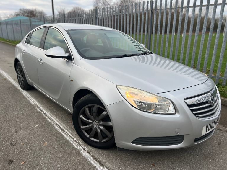 Vauxhall, INSIGNIA, Hatchback, 2010, Manual, 1956 (cc), 5 doors