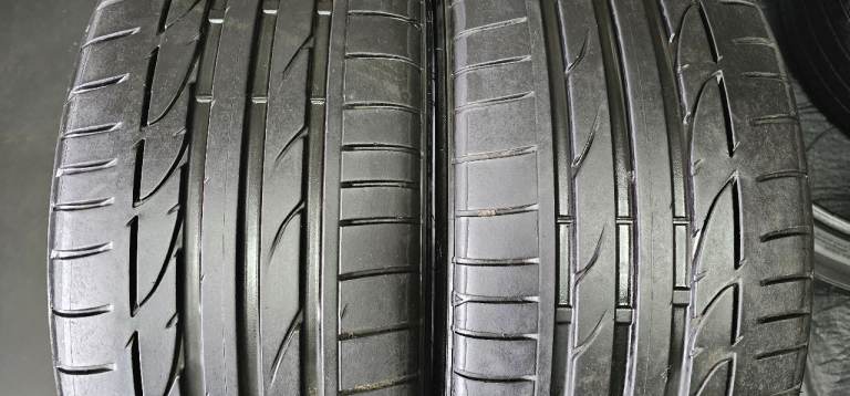 225 40 18   2 x tyres Bridgestone Potenza S001