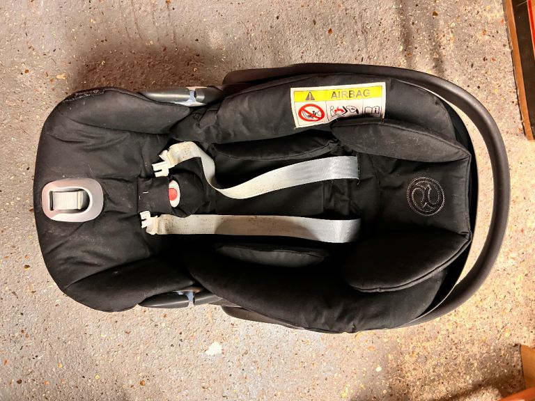 Cybex baby toddler Car Seat with rotating ISOFIX Base – Black, Good Condition