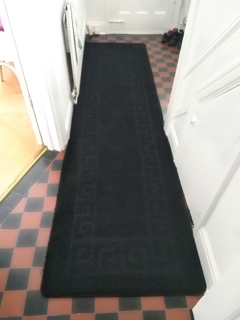 Rug - 80cm x 300cm - Machine washable - Rubber back
