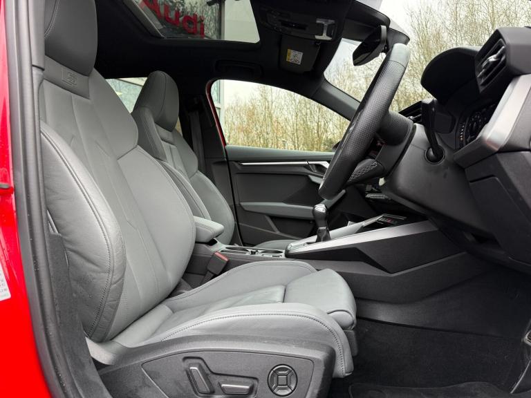  Audi A3 1.5 TFSI 35 S line Sportback 5dr Petrol Manual Euro 6 (s/s) (150 ps) Petrol Manual