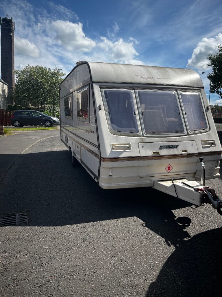 Bailey pageant touring caravan