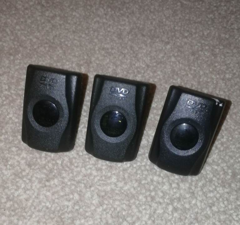 3 x Original Official Microsoft DVD Remote Control Receivers Movie Playback Kit X08-25402