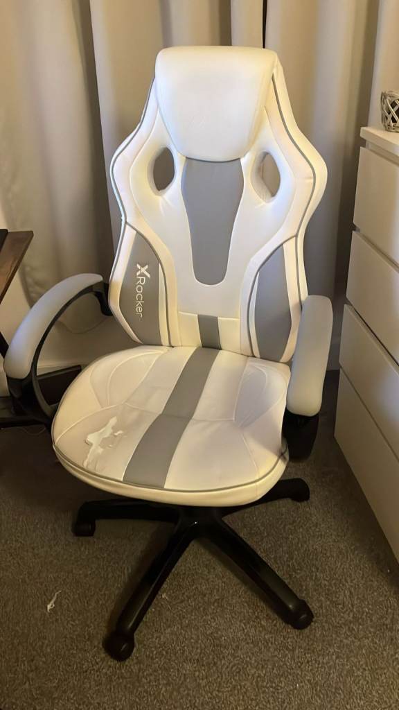 Gaming chair