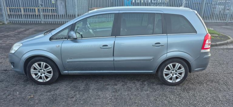 2010 Vauxhall Zafira 1.8i Elite 5dr MPV Petrol Manual