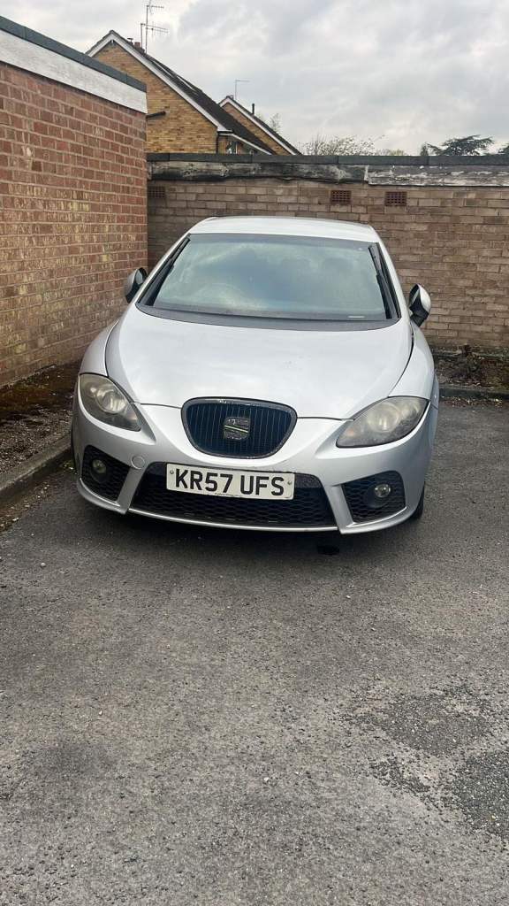 Seat leon breaking spares parts 1.6 1.9 2.0 tdi fsi bgu bxe bkd 5 door mk2 