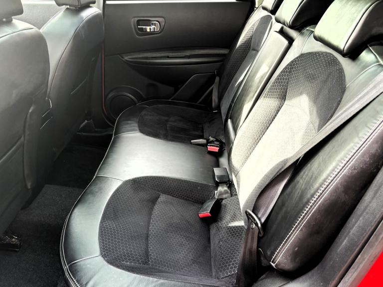 2013 Nissan Qashqai 1.6 [117] PETROL 360 5DR GREAT SPEC MPV SAT NAV PHONE PREP ETC !!! HATCHBACK ...