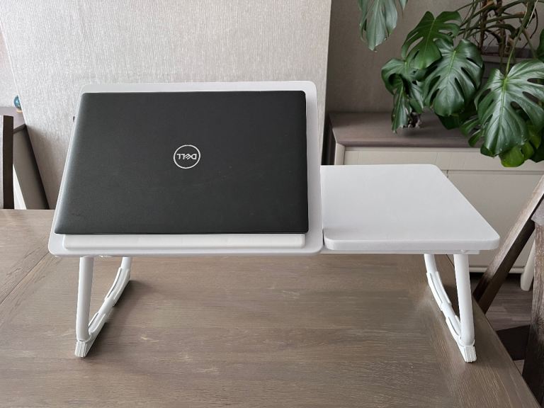 Laptop / iPad table 