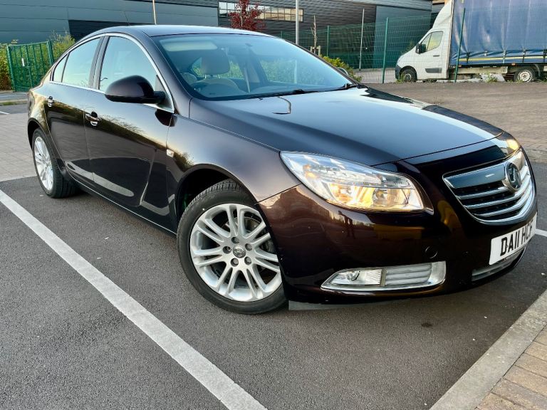 2011 Vauxhall Insignia 1.8 Petrol Manual Exclusiv ULEz FSH MOT: Feb 2027
