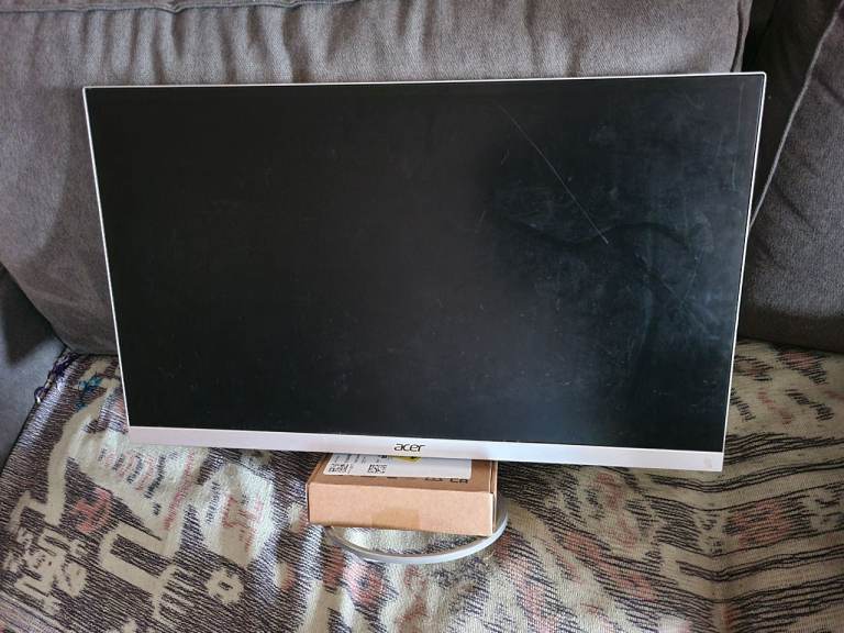 Acer Computer Monitor – Good Condition, Black and Silver
