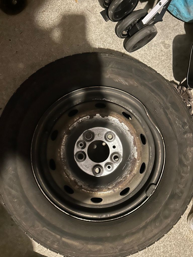 Van wheel rim 