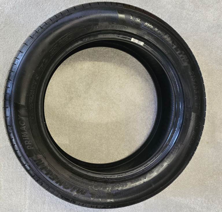 Summer tyres 215/55/17 two off