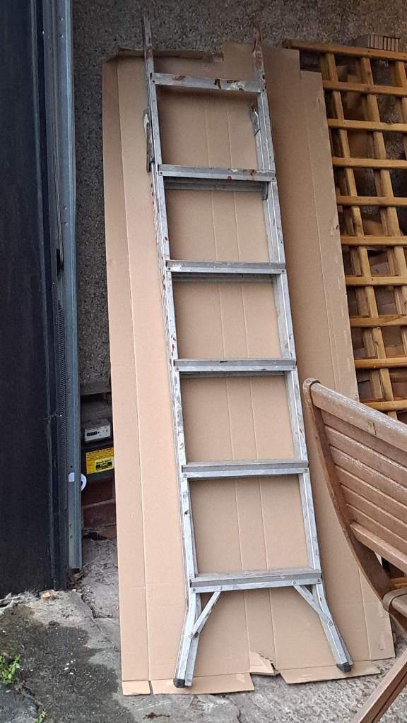 Aluminium Extension Ladder - Fair Condition, Fully Functional