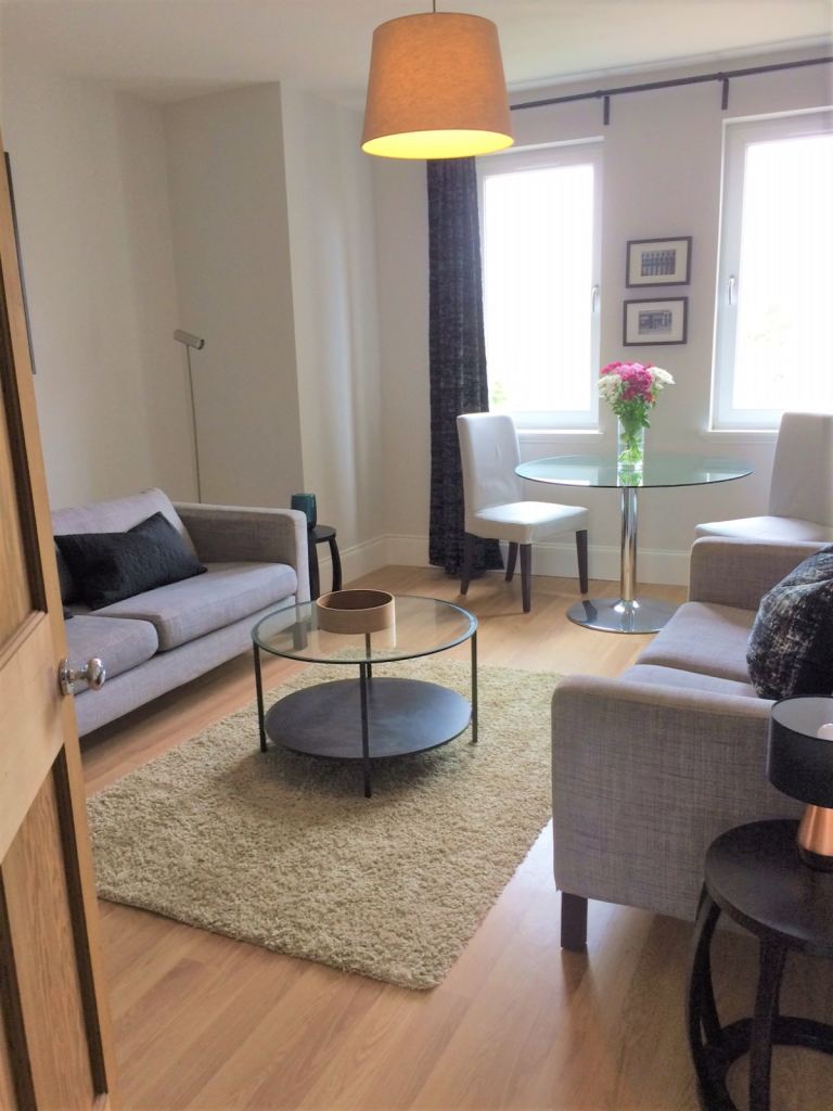 Fab room in fab EH11 flat 