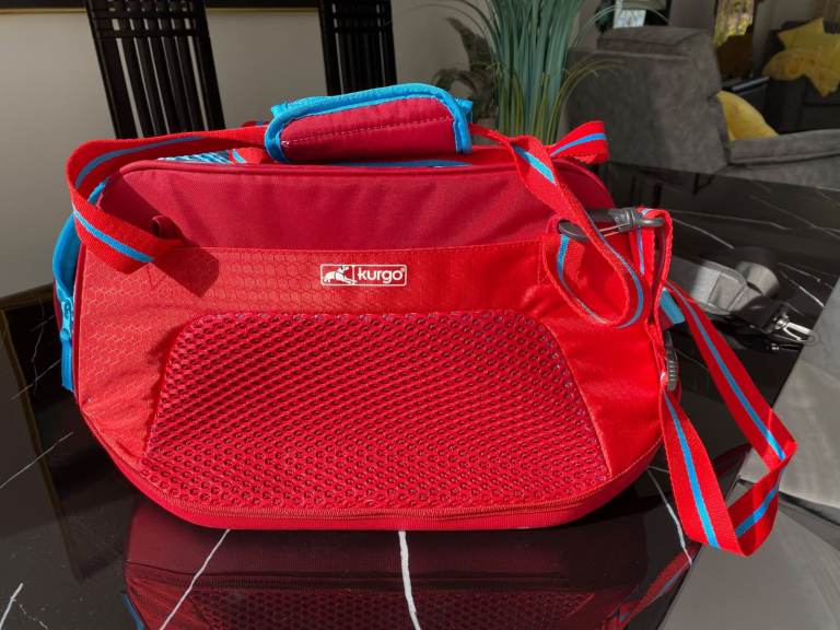 Dog carrier