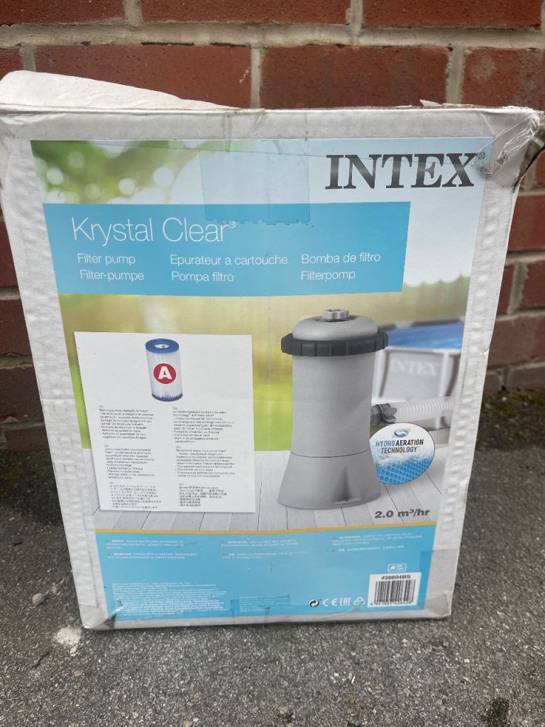 Filter pump for garden swimming pool