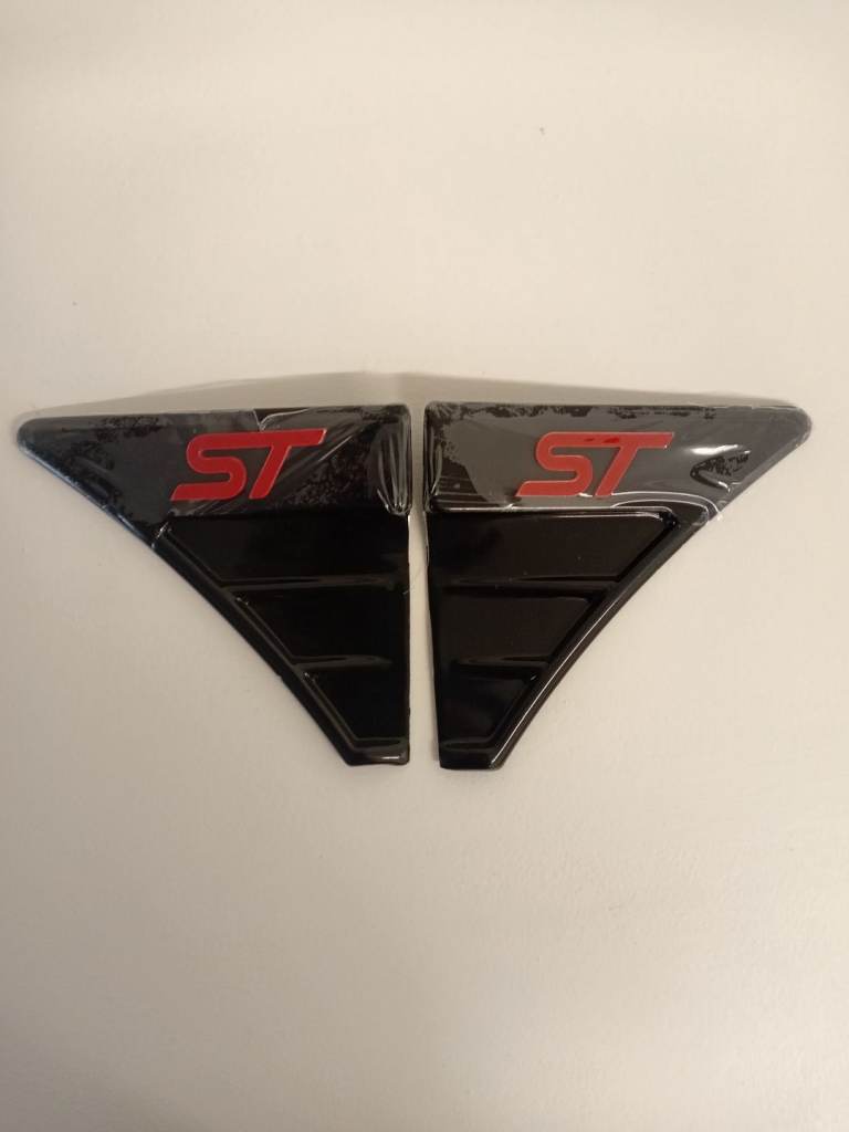 Ford fiesta wing vents