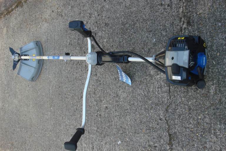 MAC ALLISTER PETROL STRIMMER/BRUSHCUTTER
