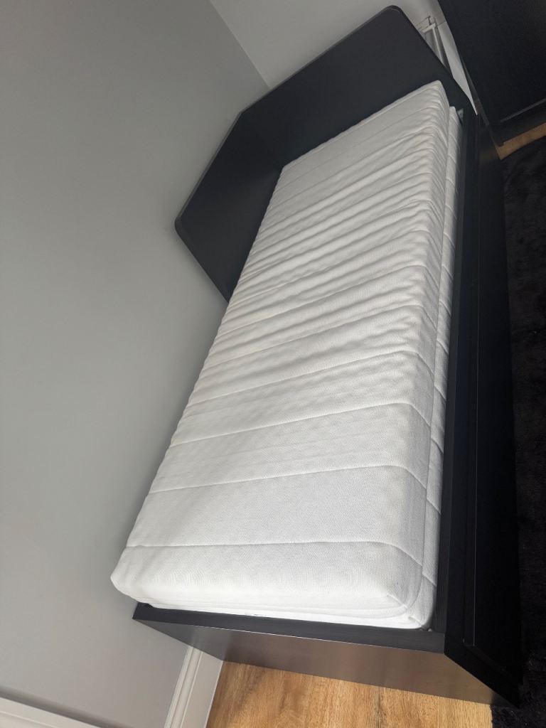IKEA flekke Daybed with mattresses 
