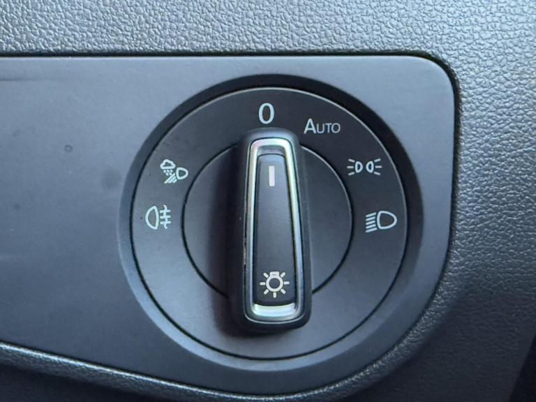 2021 Volkswagen Tiguan 1.5 TSI R-Line SUV 5dr Petrol DSG Euro 6 (s/s) (150 ps) SUV Petrol Automatic