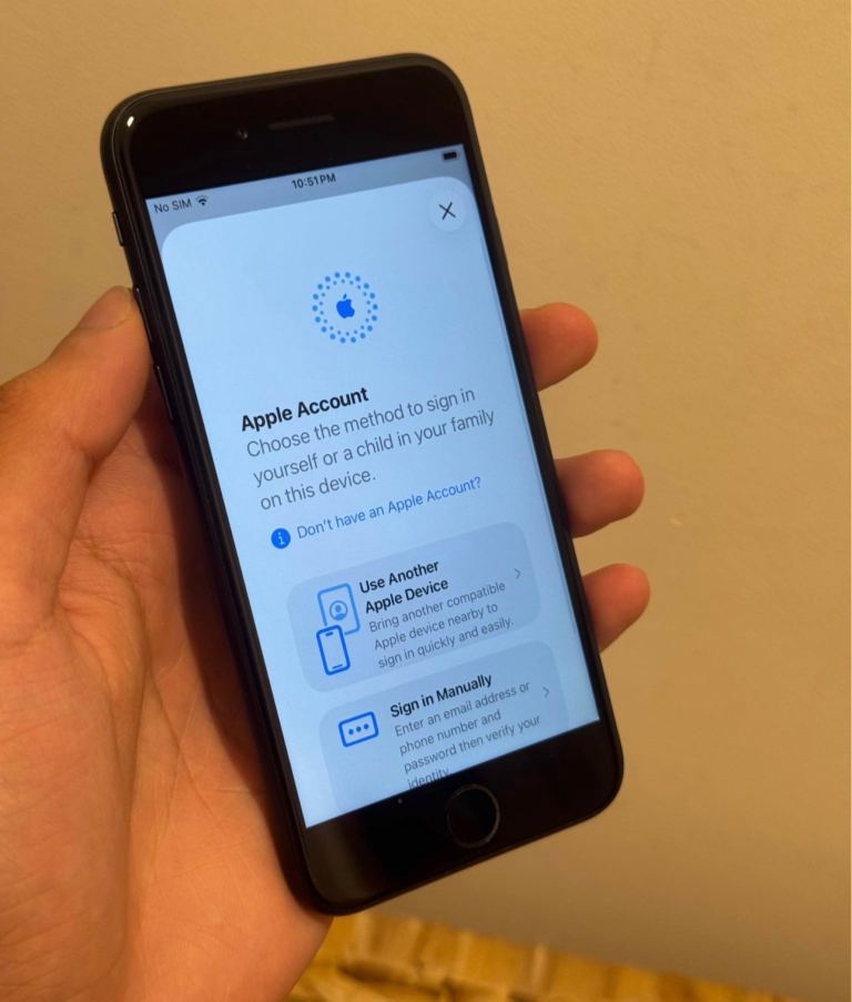 image for Apple iPhone SE 2nd Generation 64GB Unlocked