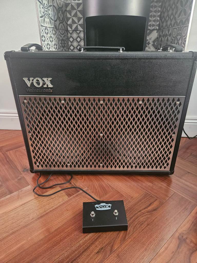 VOX AD100VT Guitar Amp