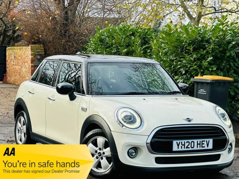 2020 MINI Hatch 1.5 Cooper Classic Hatchback 5dr Petrol Steptronic Euro 6 (s/s) (136 ps) Hatchbac...