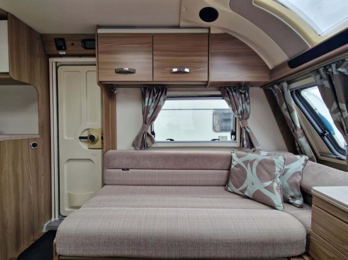 2017 Sprite Quattro FB Used Caravan