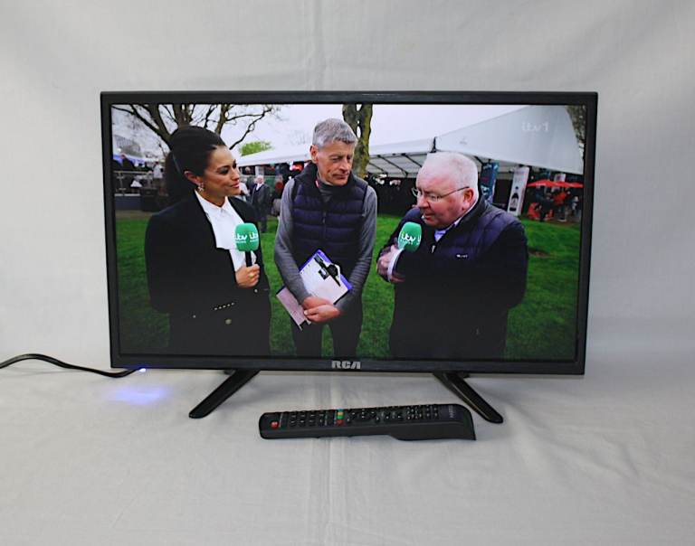 RCA 22 inch LED TV with Built-in Freeview HD