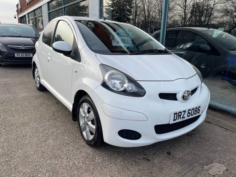 2011 Toyota AYGO 1.0 VVT-i Go Hatchback 5dr Petrol Manual Euro 5 (67 ps) Hatchback Petrol Manual
