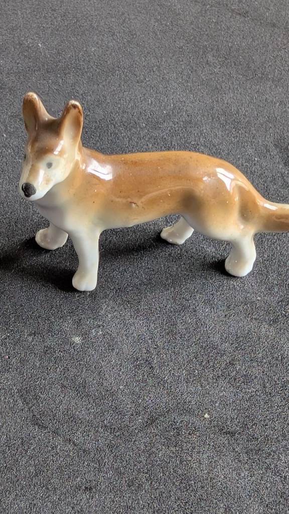 Small Ceramic German Shepherd Dog Figurine – Good Condition