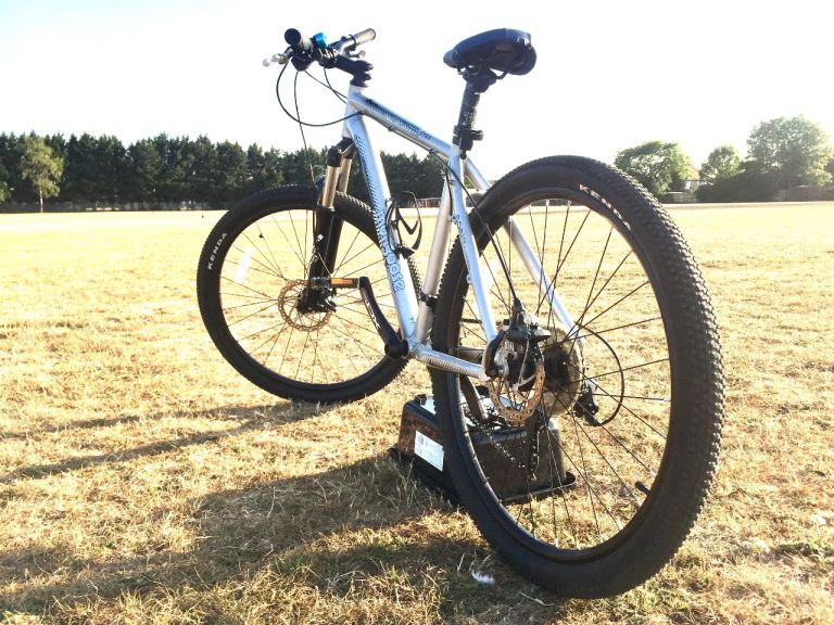 Mongoose Mountain Bike 6061 T6- Silver, Good Condition