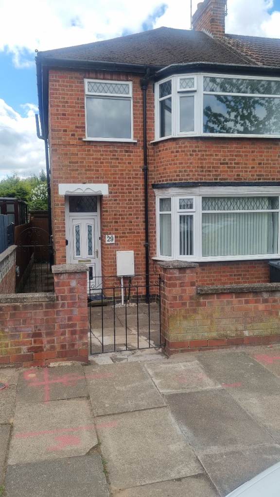 3 bedroom house for rent 