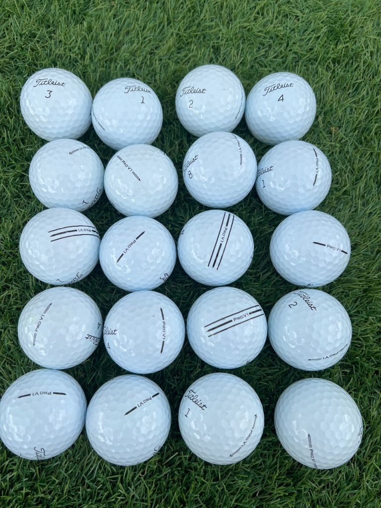 20 Titleist Pro V1 Golf Balls - Good Condition, White